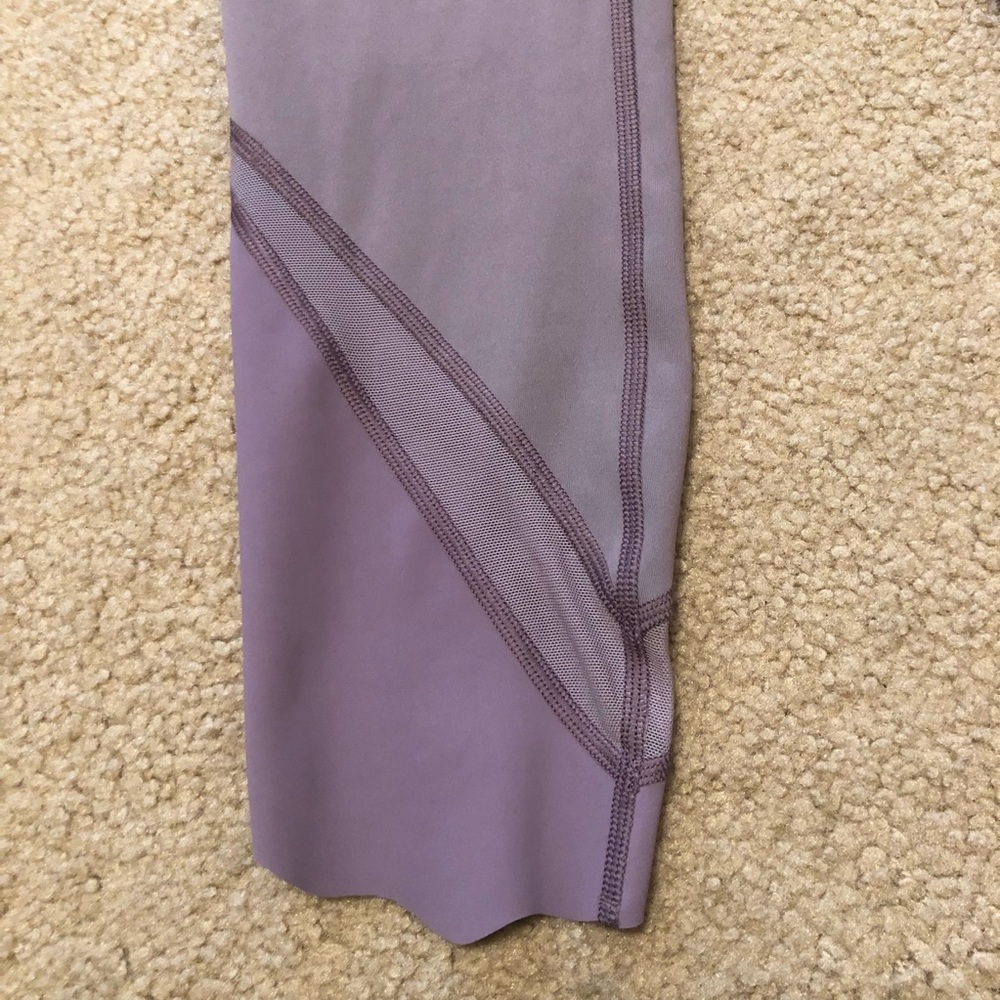 Lululemon Wunder Under High Rise crop 23” - Picture 5 of 10